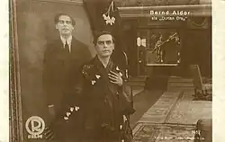 Bernd Aldor in der Hauptrolle des von Richard Oswald (RO-Film) produzierten Stummfilms von Oscar Wildes Das Bildnis des Dorian Gray; um 1917, Nummer 3152
