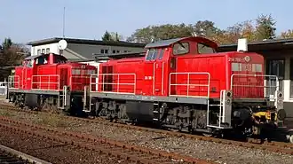 294 788 und 729 in Bad Friedrichshall-Jagstfeld (Oktober 2004)