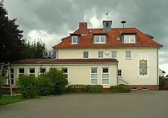 Ehemalige Volksschule Degersen, erbaut 1949–50