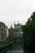 Die Lieve mit dem Gravensteen im Hintergrund