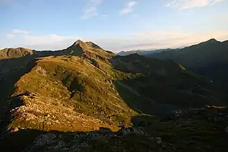 Deneck mit Etrachböden von Süden