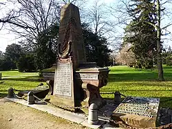 Denkmal, „aux soldats français morts à Bâle 1870-71“, Basel Kannenfeldpark