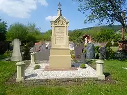 Denkmal für die Gefallenen des Oldenburger Regiments im Friedhof Hochhausen