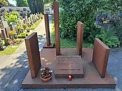 Denkmal zur Erinnerung an die Begräbnisstätte der KZ-Häftlinge (2019)