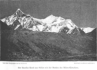 Der Szurdse Kund aus Süden mit der Moräne des Milam Gletschers.