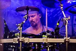 Schlagzeuger Simon Mengs