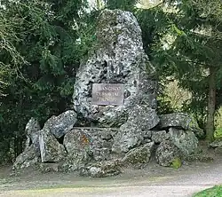 Dessauer Stein von 1782 zum Tode des Fürsten Franz von Anhalt-Dessau