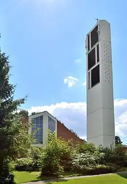 Detmold-Pivitsheide V. L., ev.-ref. Kirche, erbaut 1965–66 (Aufnahme 2012)