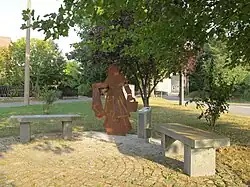 Stahlreliefplastik Marie Simon, Doberschau, Foto Sept. 2024