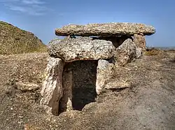 Dolmen 65