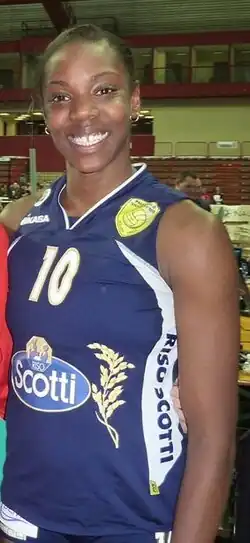 Dominique Lamb