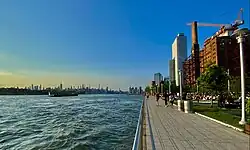 Promenade am East River