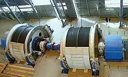 Hier zu sehen ist die Aufnahme einer Siemag Tecberg Doppeltrommel-Blair-Fördermaschine im Bergwerk South Deep in Südafrika (Goldfields South Deep Vent Shaft).