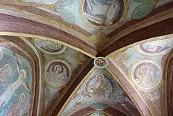 Wandmalereien im Chor