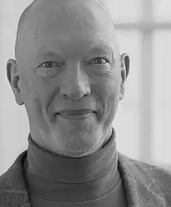 Porträtfoto von Dr. Robert M. Zoske