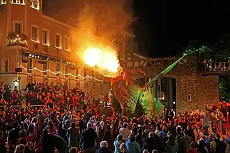 Begeisterte Drachenstichbesucher