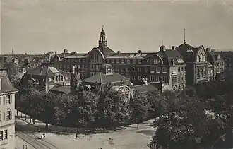 Kunstgewerbeschule und -museum in Dresden