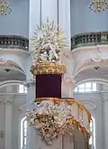 Kanzel in der Katholischen Hofkirche