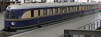 SVT 137 im Bahnhof Leipzig Hbf, 2005