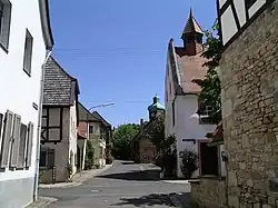 Dorfstraße, Rathaus, Kirche