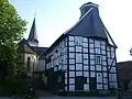 Historisches Fachwerkhaus im Ortskern von Düssel