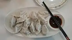 Typisches Jiaozi-Gericht mit Dip[Anm. 12], Fresno 2019