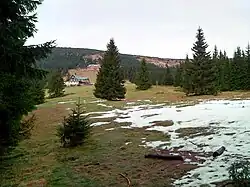 Blick auf den Lysá hora von unterhalb des Nordgipfels