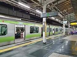 Bahnsteig der Yamanote-Linie