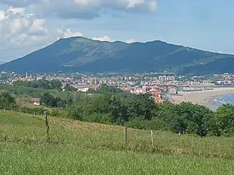 Blick auf den Jaizkibel von Hendaye