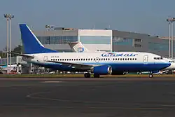East Air Boeing 737-300 auf dem Flughafen Moskau-Domodedowo