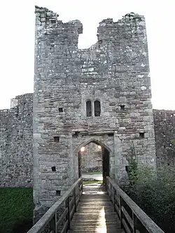 Osttor zum Kirchhof der St&nbsp;Mary’s Church