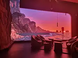 Vier „Floating Chairs“ im Eatrenalin