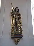 Figur des hl. Georg (spätgotisch, frühes 16.&nbsp;Jh.), bis 1720 im Ziererker des Torbaus