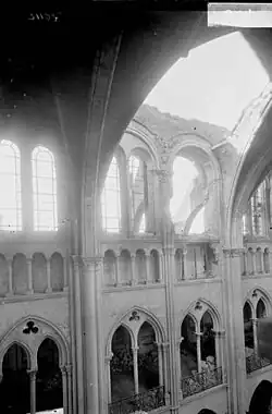 Noyon, Schiff mit Kriegsschaden