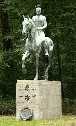 Ehrenmal für das Königs-Ulanen-Regiment (1. Hannoversches) Nr. 13 von Ernst Gorsemann, 1927