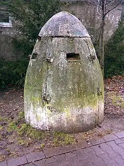 Rundliche Bauform am ehemaligen Bahnübergang in Gelsenkirchen-Erle, Cranger Str.