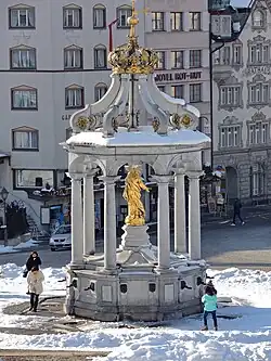 Marienbrunnen vor der Restauration