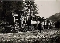 A-Zug auf der Passstraße über die Magura