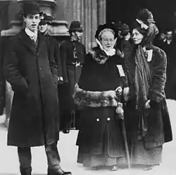 Elizabeth Garrett Anderson mit der Frauenrechtlerin Emmeline Pankhurst, 18. November 1910