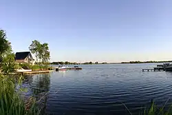 Uphuser Meer (Ostseite) mit Wochenendhäusern