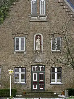 Giebel des Hauses Herzhorner Rhin 21, genannt Puppenhuus