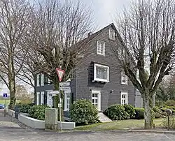 Haus Engelsburg 4 an der Einmündung Heydt