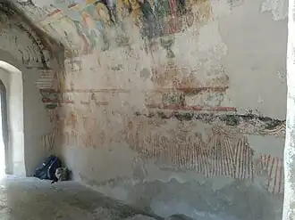 Fresken an der Wand der Kapelle