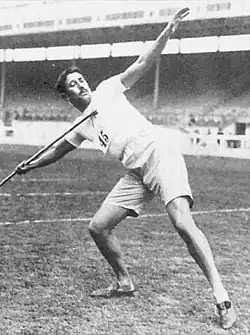 Eric Lemming, zweifacher Olympiasieger (1908/1912) im bestarmigen Speerwurf, erreichte Platz&nbsp;vier