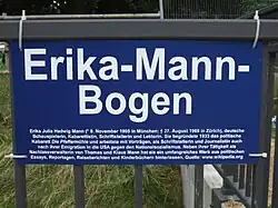 Nicht offizielles Hamburger Straßenschild, das Wikipedia als Quelle nennt