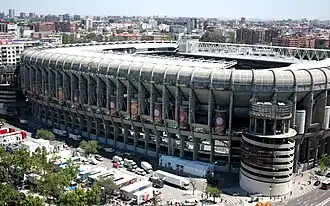 Außenansicht des Estadio Santiago Bernabéu 2010.
