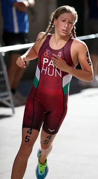 Eszter Pap auf dem Weg zur EM-Bronzemedaille in Pontevedra, 2011