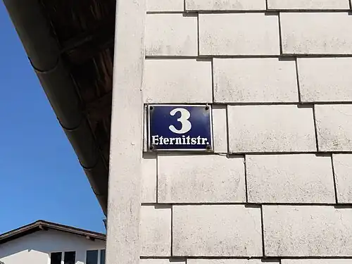 Eternit-Fassadendetail in Vöcklabruck