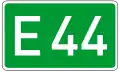 E44