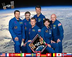 v.&nbsp;l.&nbsp;n.&nbsp;r.: Oleg Skripotschka, Alexander Kaleri, Dmitri Kondratjew, Paolo Nespoli, Catherine Coleman und Scott Kelly